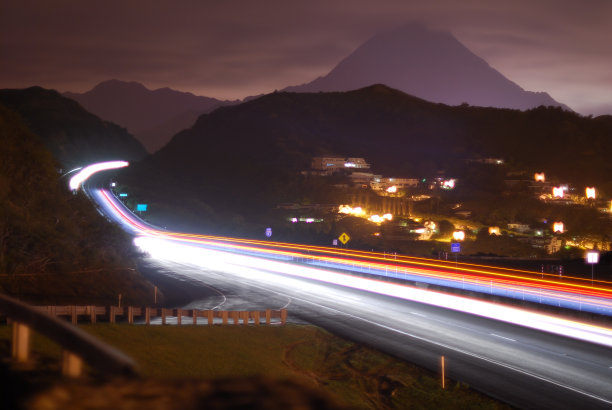夜晚的光束图片下载