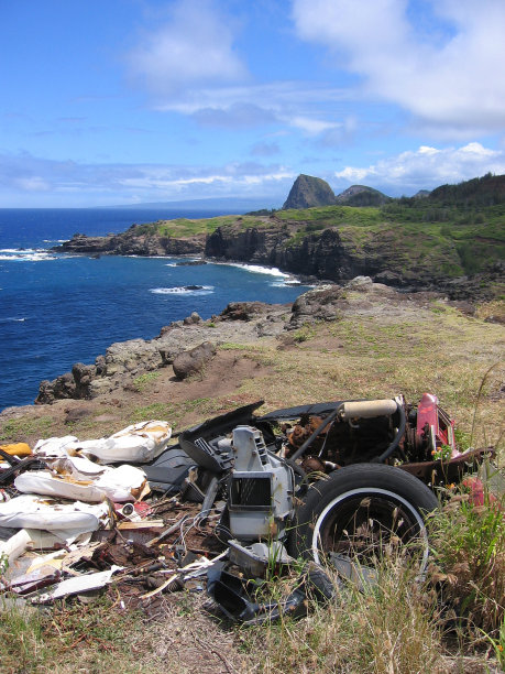 美丽的风景被垃圾污染了图片下载