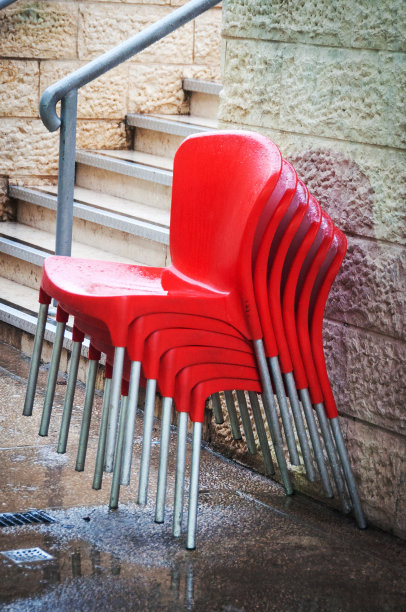 红色的椅子图片下载