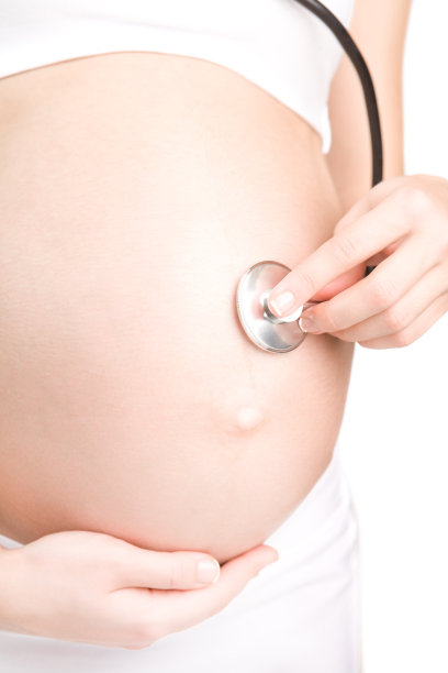 怀孕的女孩图片下载