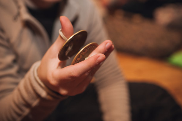 青铜钹，响板图片下载