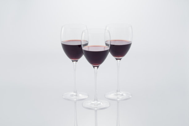 是红酒的形象。图片下载