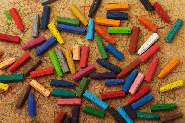 彩色的蜡笔画图片下载