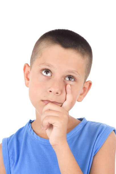 年轻的男孩图片下载