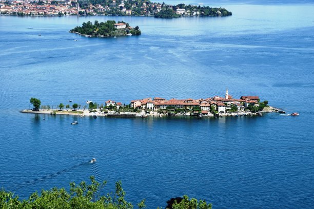 意大利的渔港和母岛拉格马乔图片下载