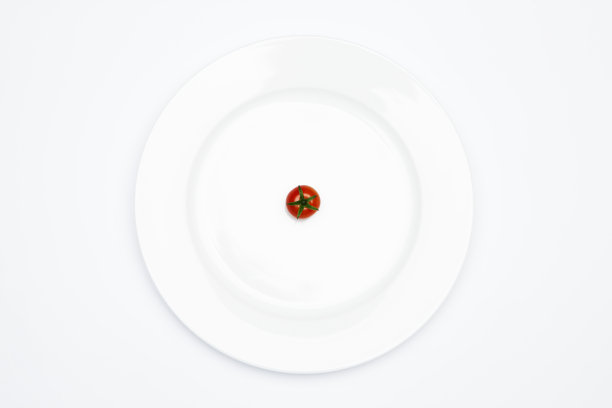 小番茄在盘子里图片下载