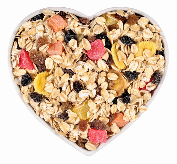 在盘子里的穆斯林心的形式图片下载