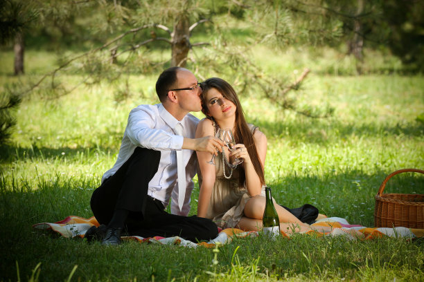 浪漫的情侣图片下载