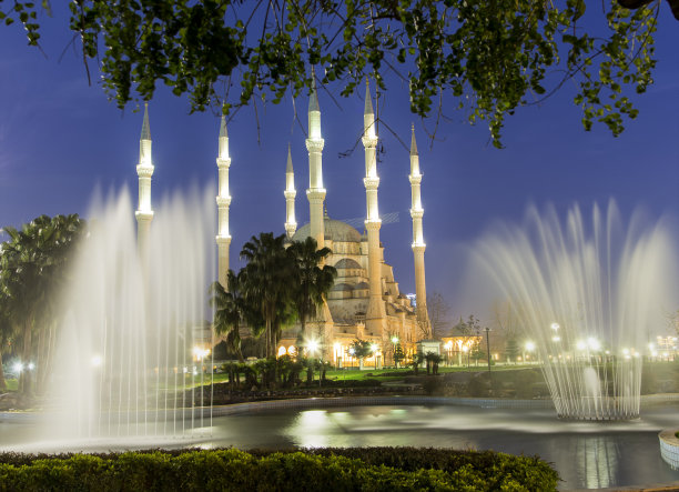 阿达纳萨班奇中央清真寺图片下载