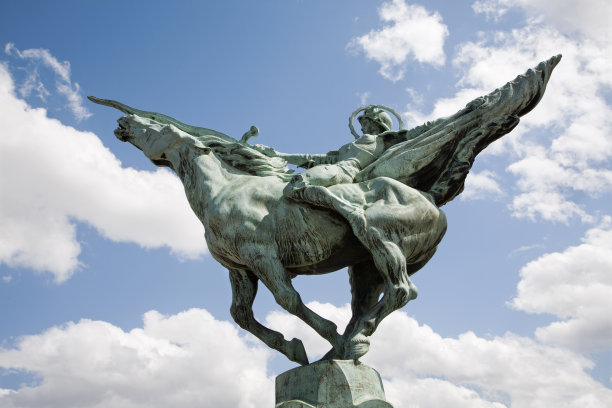 巴黎-圣女贞德铜像霍尔格温德金奇图片下载