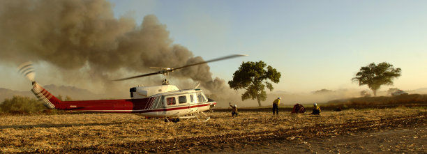 野火直升机图片下载
