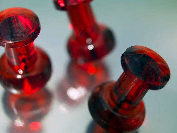 红色图钉图片下载