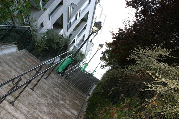 巴黎的楼梯图片下载