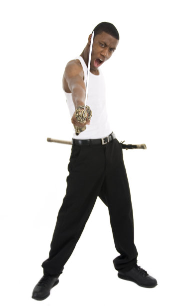 非裔美国男性与剑孤立在白色背景图片下载