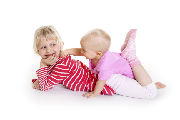 快乐姐妹一起玩图片下载