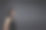 成年女性沉思在一个侧面视图图片下载