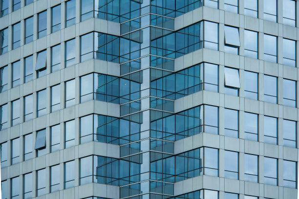 中国成都一栋办公楼的窗户图片下载
