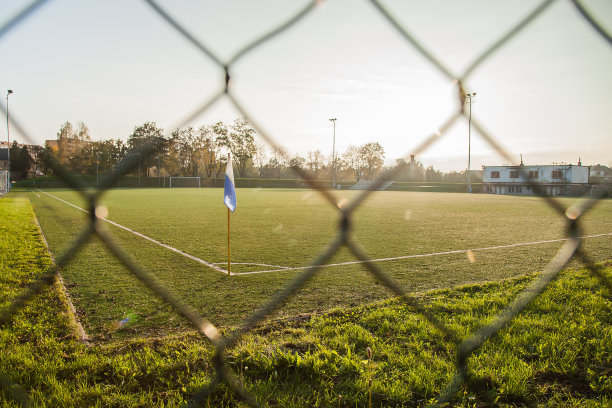 带旗足球场图片下载
