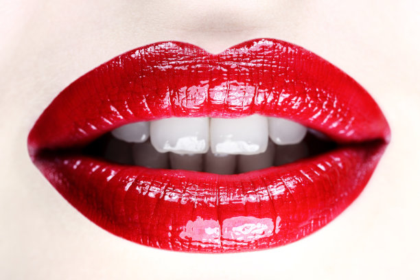 女性的微笑图片下载