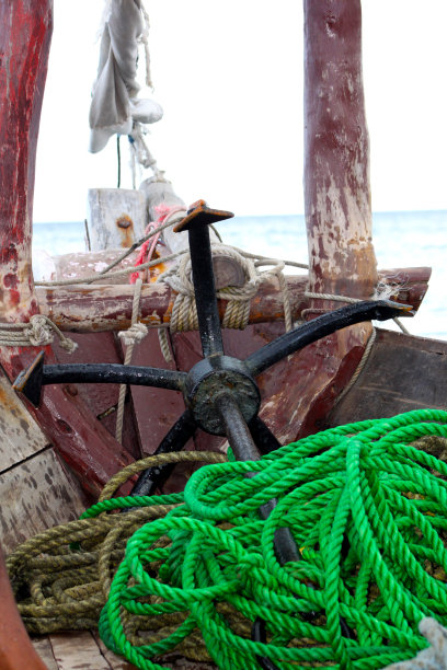 锚和三角帆船桑给巴尔图片下载