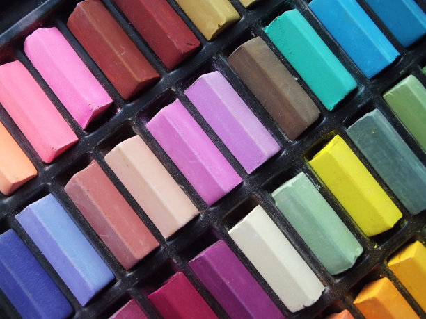 彩色粉笔图片下载