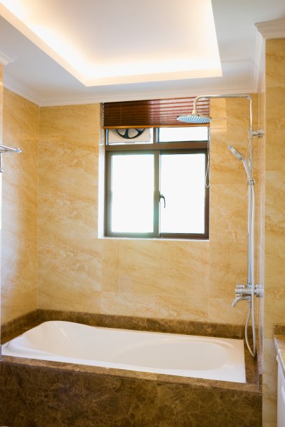 浴缸在浴室图片下载