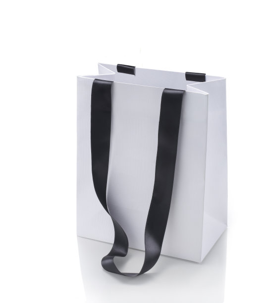 白色背景的购物袋图片下载