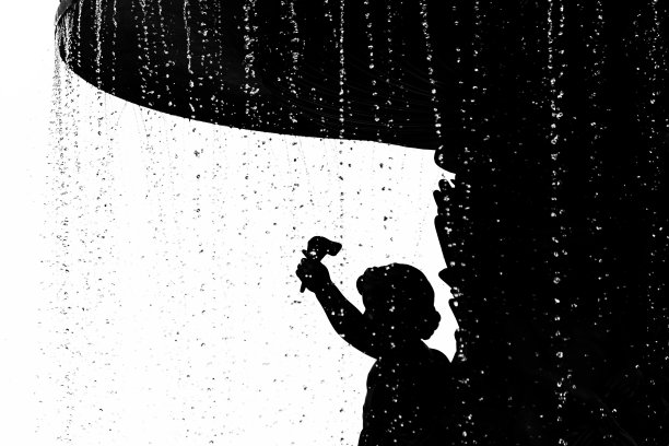 纽约中央公园贝塞斯达喷泉的天使细节图片下载