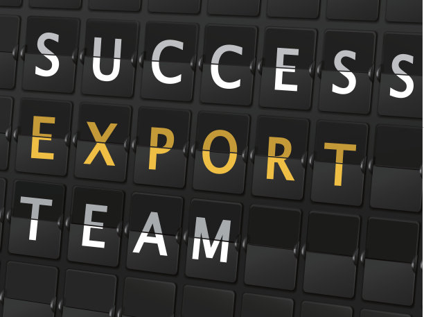 成功出口团队字在机场板上图片下载