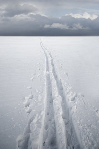 越野滑雪道图片下载