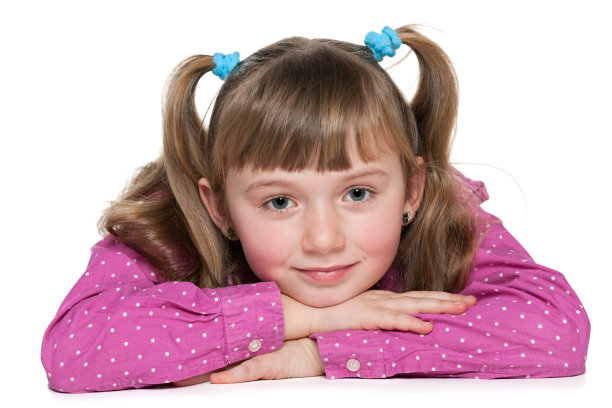 一个体贴的女孩图片下载