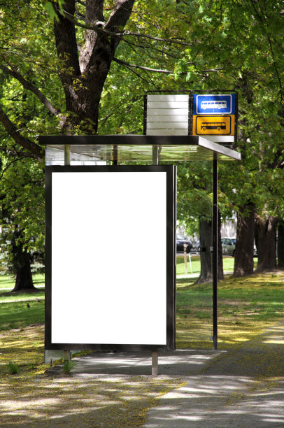 巴士站的空白广告牌图片下载