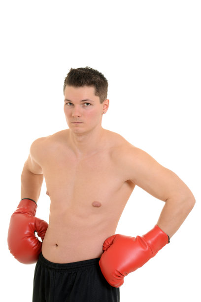男性拳击手与手套在臀部图片下载