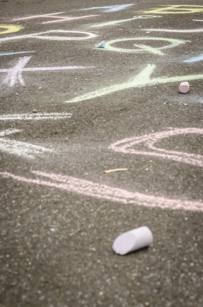 粉笔印刷在沥青#8图片下载