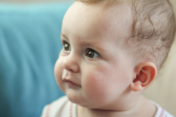 可爱的宝宝看图片下载