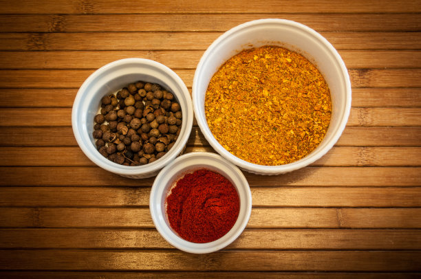 三种香料图片下载