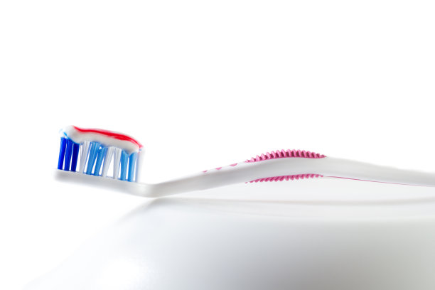 牙刷和牙膏图片下载