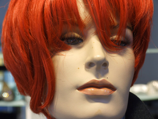 红色头发的美丽图片下载