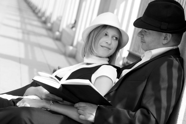 在爱中图片下载