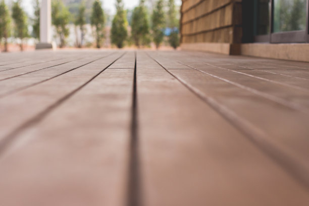 在木桌上复制空间图片下载