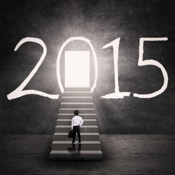 小男孩看着他的视力图片下载