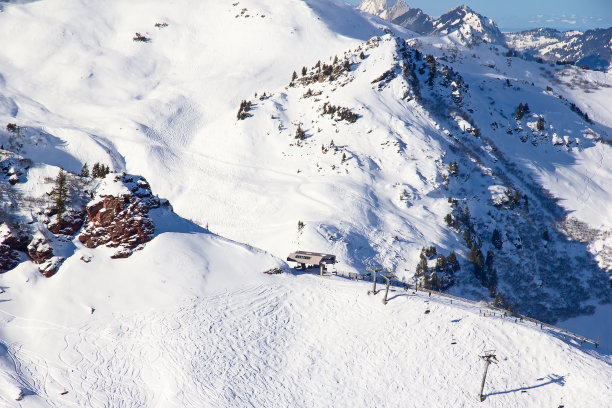 滑雪坡图片下载