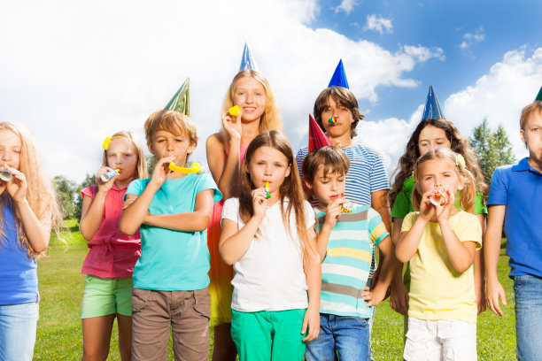 大的生日图片下载