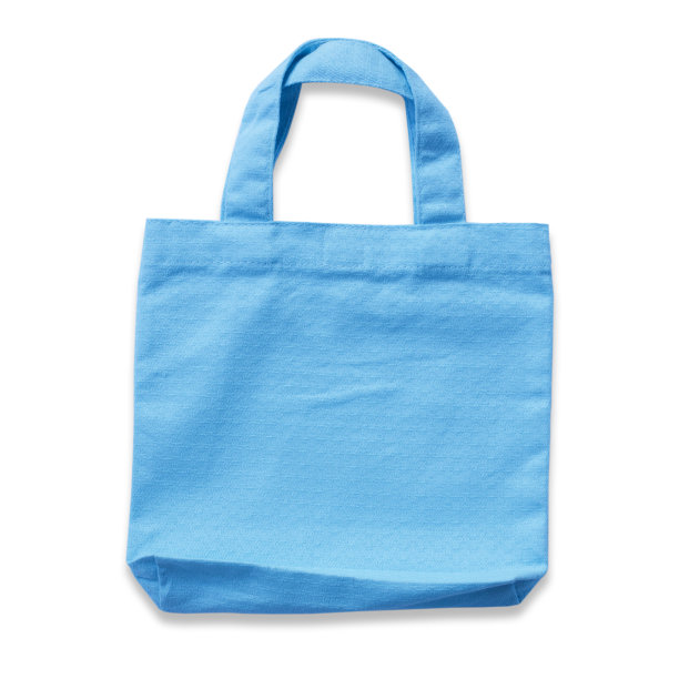 白色背景上的棉质衣服袋图片下载