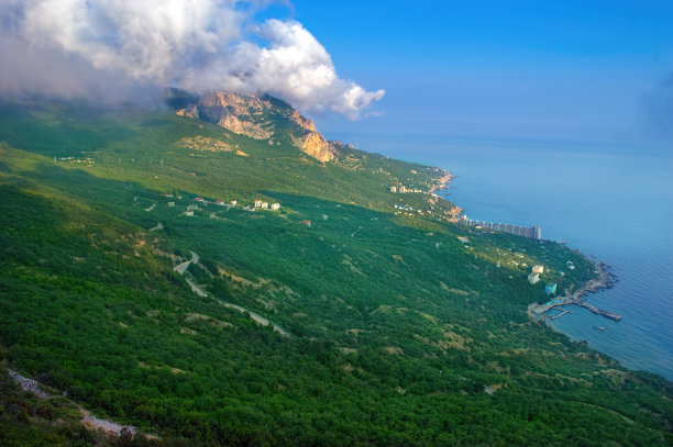 从山上可以看到克里米亚半岛的风景图片下载