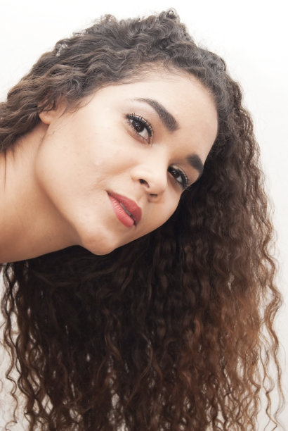 美丽的拉丁女孩图片下载