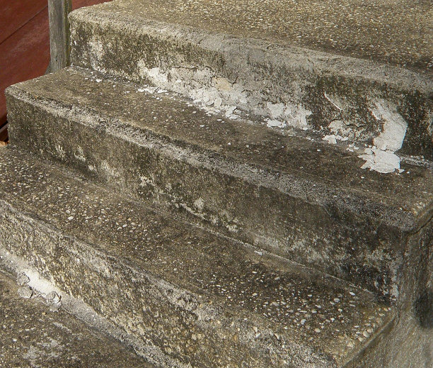 旧水泥楼梯图片下载