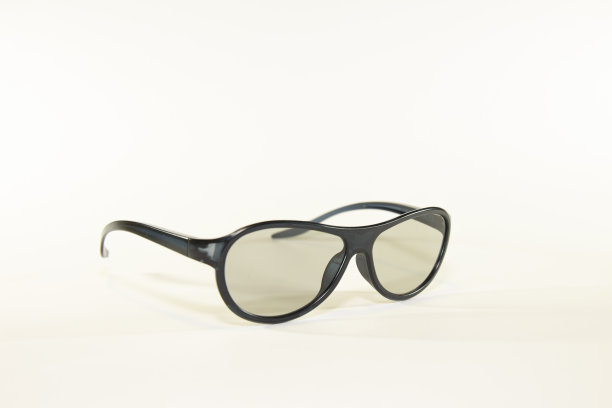 白底眼镜图片下载