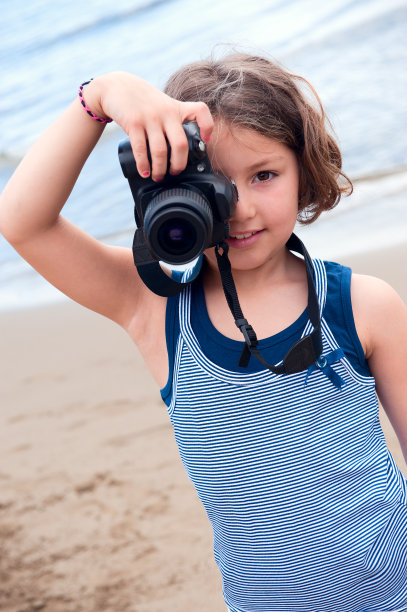 年轻的摄影师图片下载