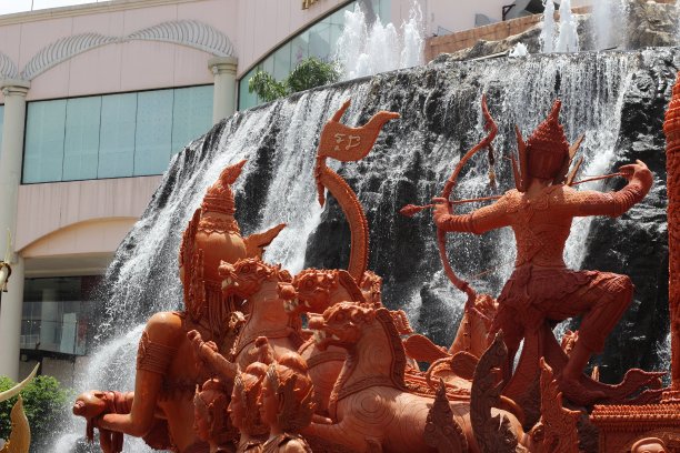 乌汶腊差他尼蜡烛节图片下载